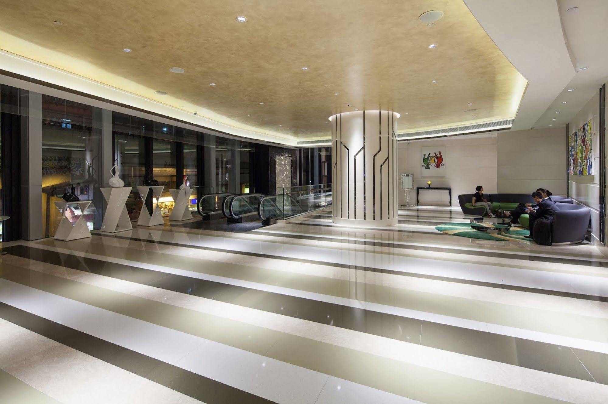 Rosedale Hotel Kowloon Hongkong Buitenkant foto