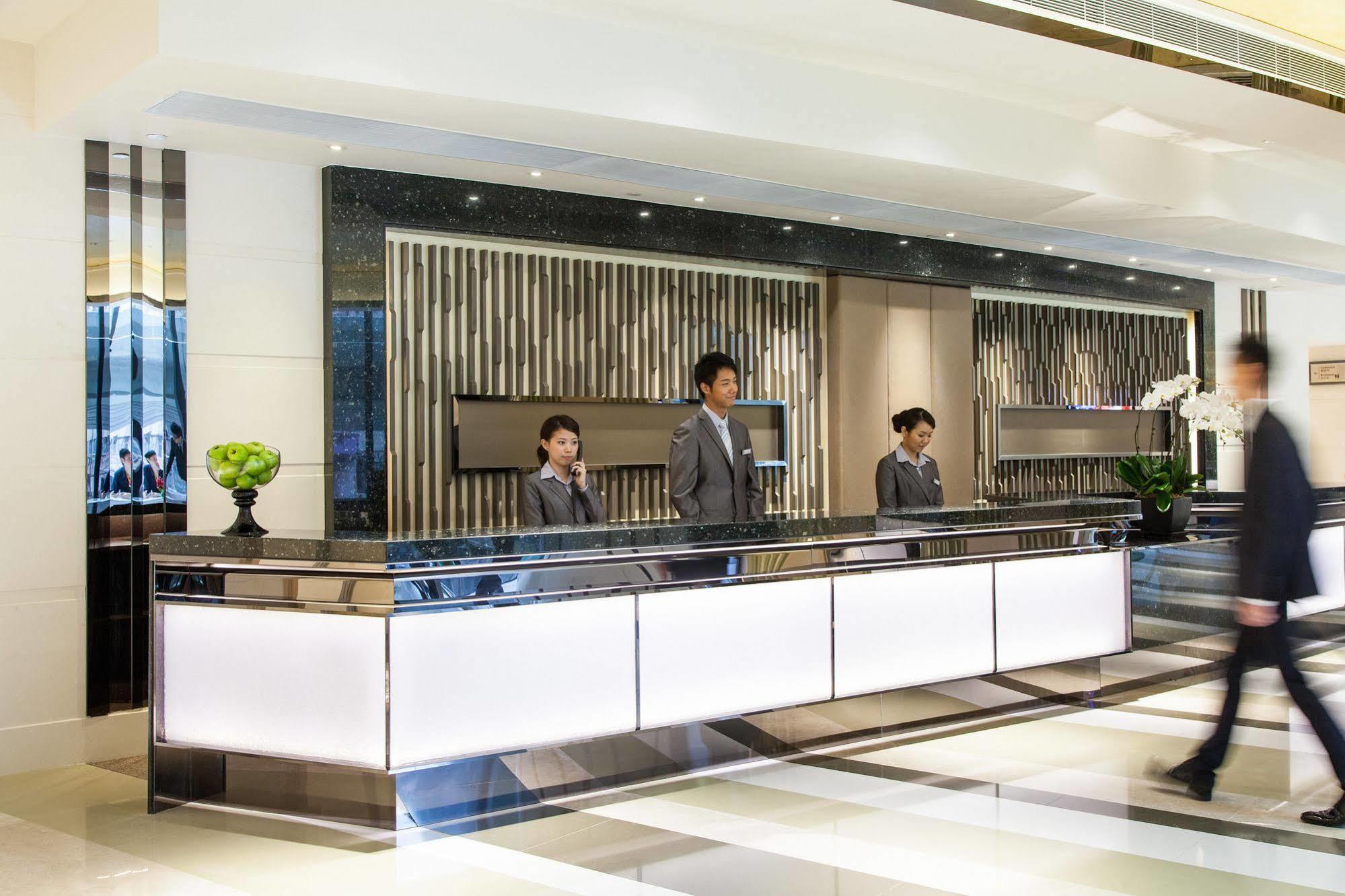 Rosedale Hotel Kowloon Hongkong Buitenkant foto