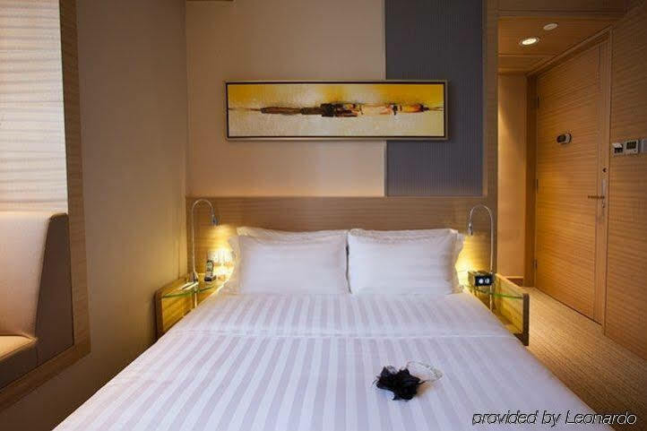 Rosedale Hotel Kowloon Hongkong Buitenkant foto
